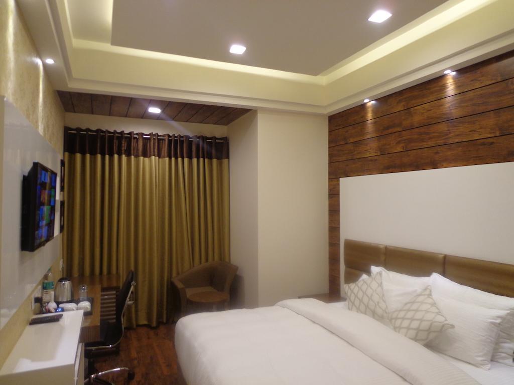 Hotel Taj Princess - Boutique Hotel Delhi  Eksteriør billede