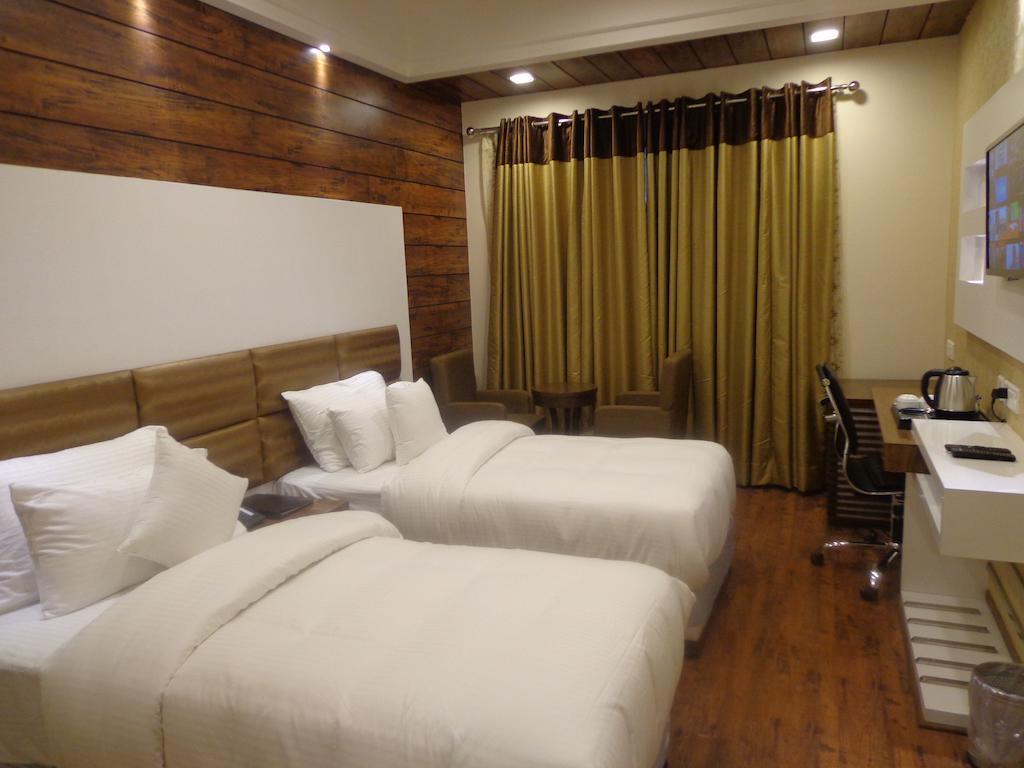 Hotel Taj Princess - Boutique Hotel Delhi  Eksteriør billede